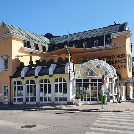 Pension Mueller Gartner Гросэнцерсдорф Экстерьер фото